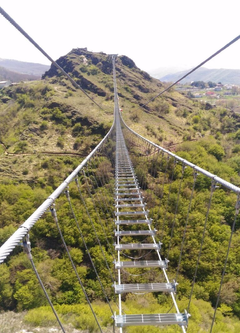 ponte sospeso sasso